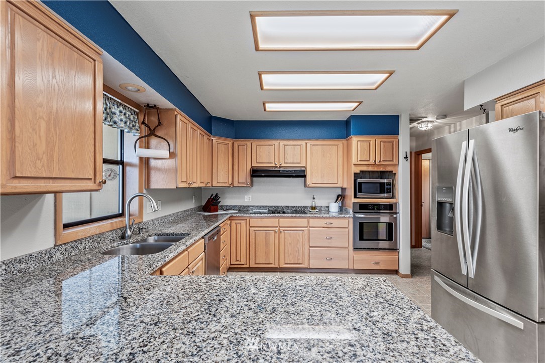 835 Taylor Road Kalama, WA 98625 - Photo 17 of 40 Gallery Image 17