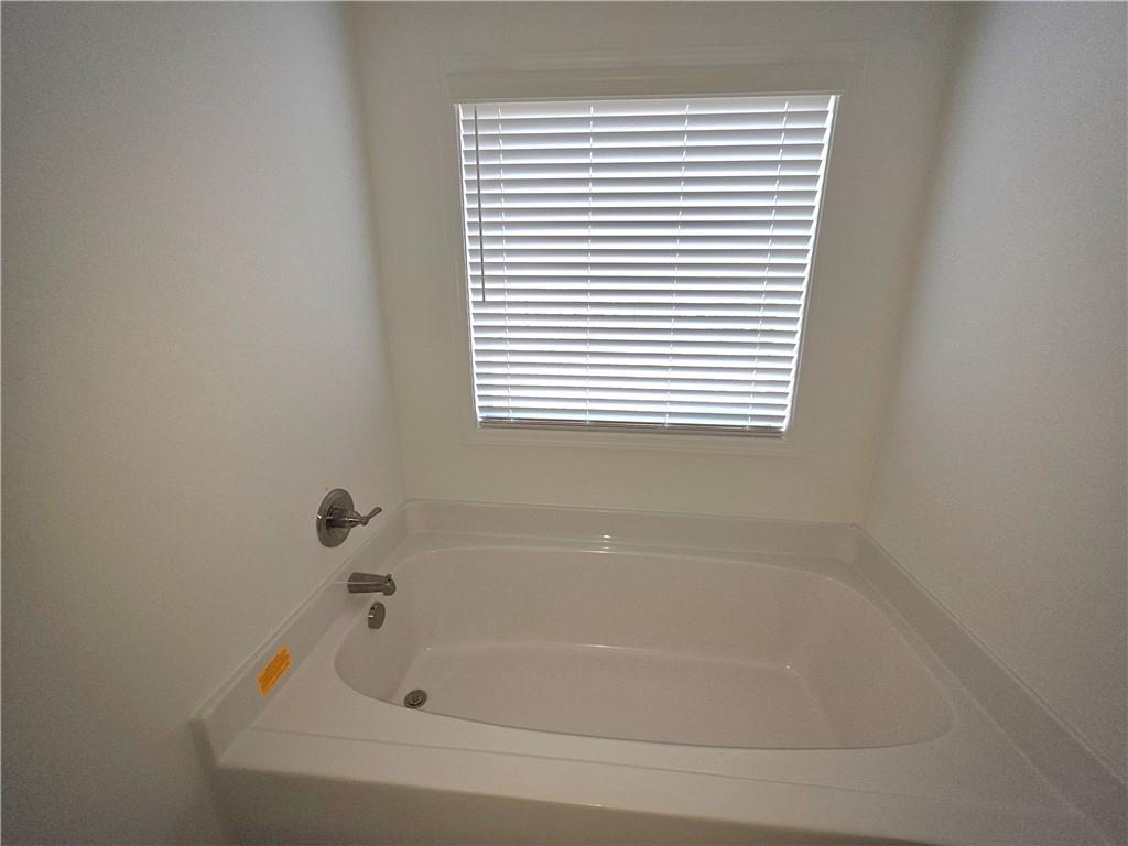 225 Borders Street Jefferson, GA 30549 - Photo 10 of 18