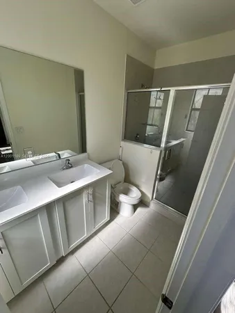 $3,300 | 11104 West 33rd Way, Hialeah, FL 33018