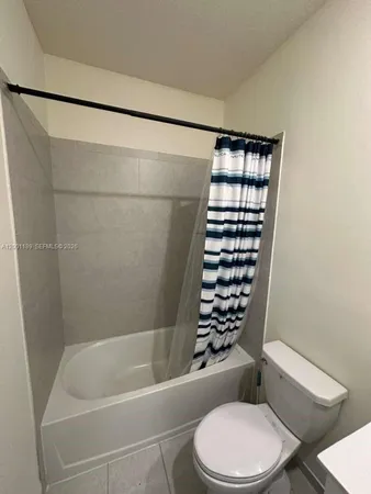 $3,300 | 11104 West 33rd Way, Hialeah, FL 33018