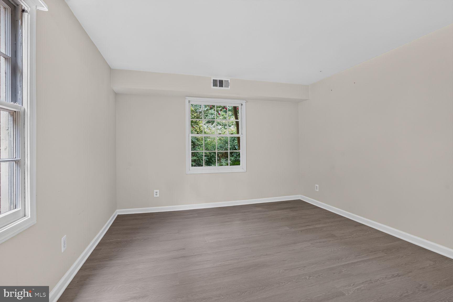 5905 K Bayshire Road, Unit 186 Springfield, VA 22152 - Photo 19 of 37 Gallery Image 19