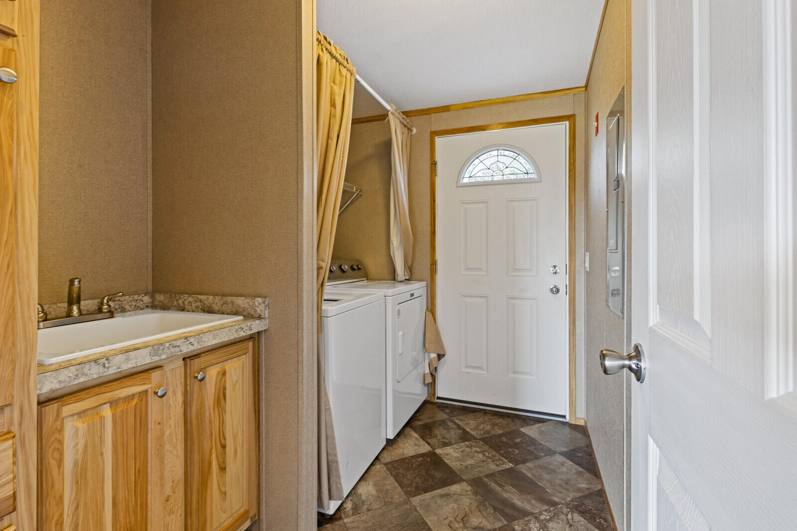 82 Wade Road Augusta, ME 04330 - Photo 13 of 32 05_BP5A0396_DxO_mls