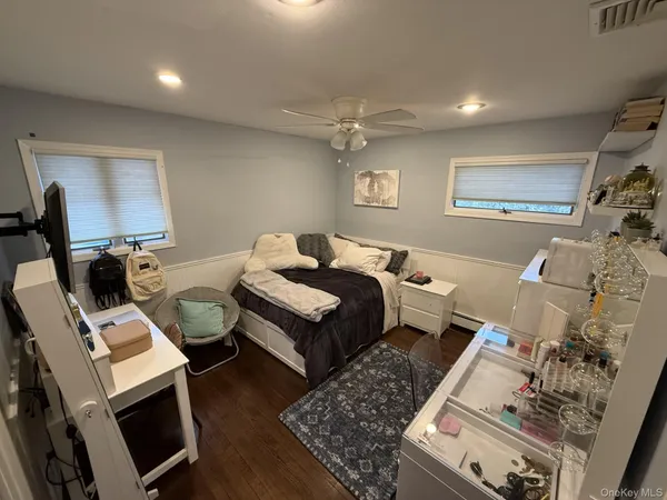 $998,888 | 3 Pimlico Court, Commack, NY 11725