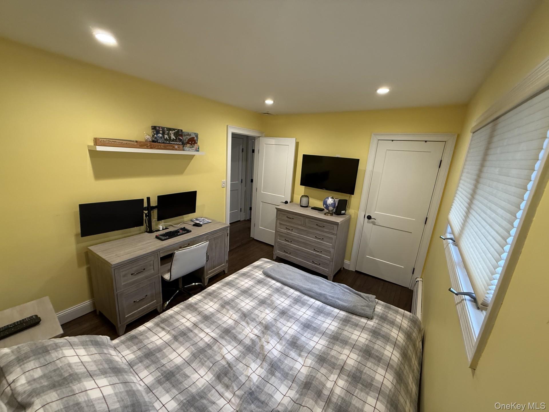 3 Pimlico Court Commack, NY 11725 - Photo 24 of 33 a view of kitchen and utility room
