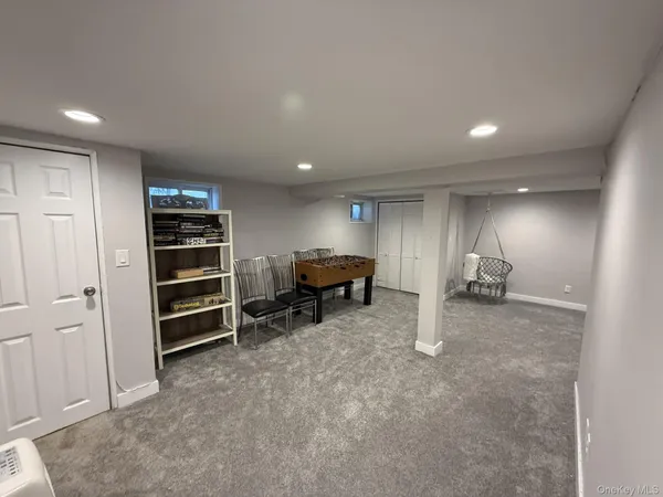 $998,888 | 3 Pimlico Court, Commack, NY 11725
