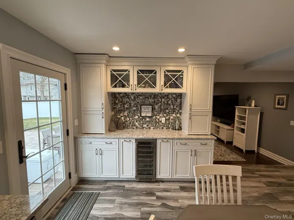 $998,888 | 3 Pimlico Court, Commack, NY 11725