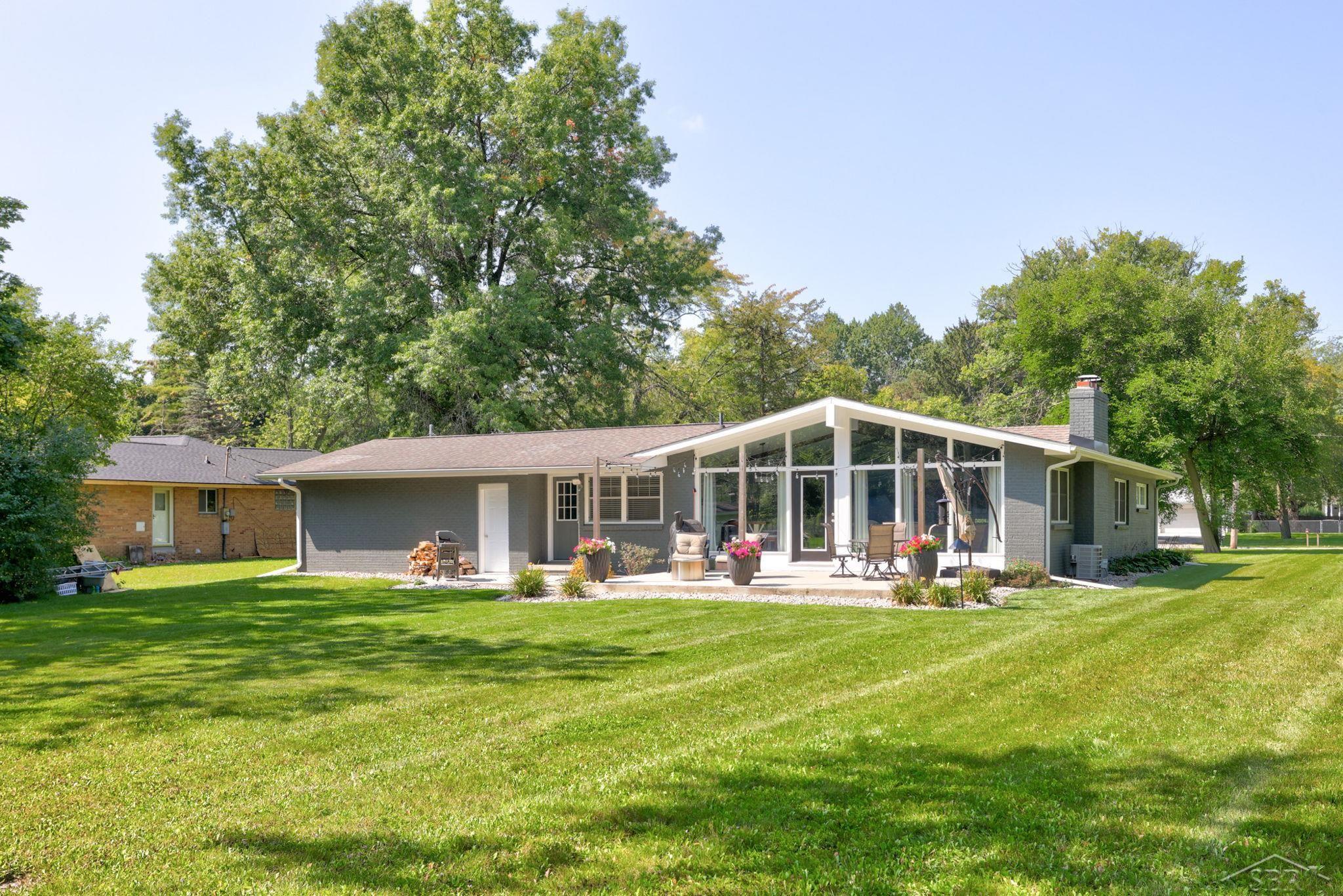 1360 Hemmeter Road Saginaw, MI 48638 - Photo 37 of 52 50121320-36.JPG
