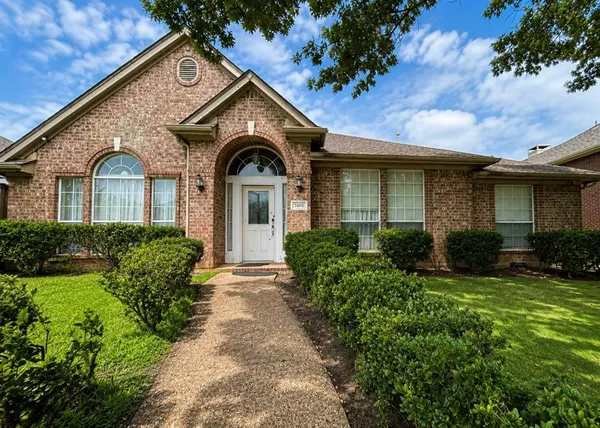 $3,300 | 1405 Meadow Drive, Irving, TX 75063