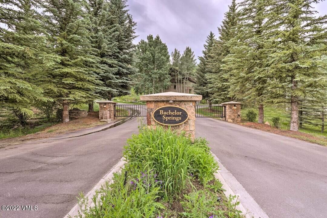178 Knudson Ranch Road Edwards, CO 81632 - Photo 16 of 26 a view of a street with a tree in the background