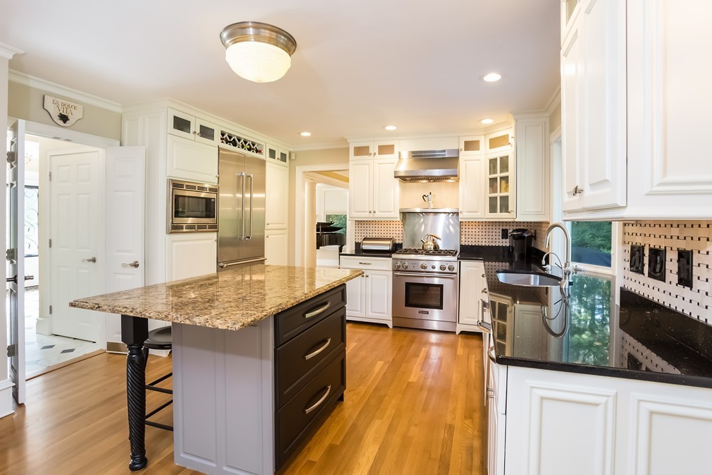 163 York Road Mansfield, MA 02048 - Photo 5 of 30 Gallery Image 5