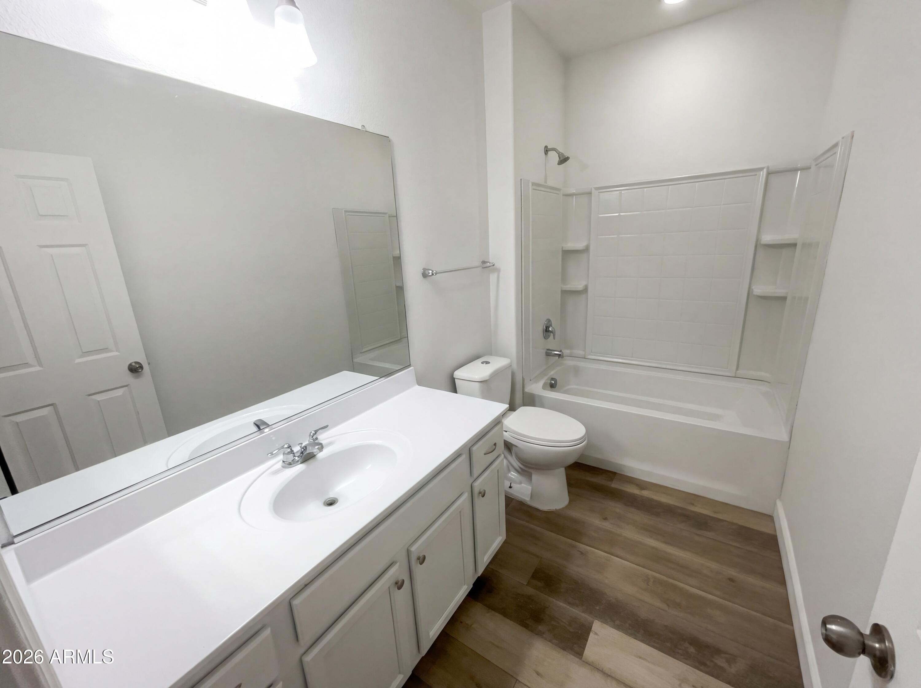 3940 East Blue Spruce Lane Gilbert, AZ 85298 - Photo 12 of 38 listing_11