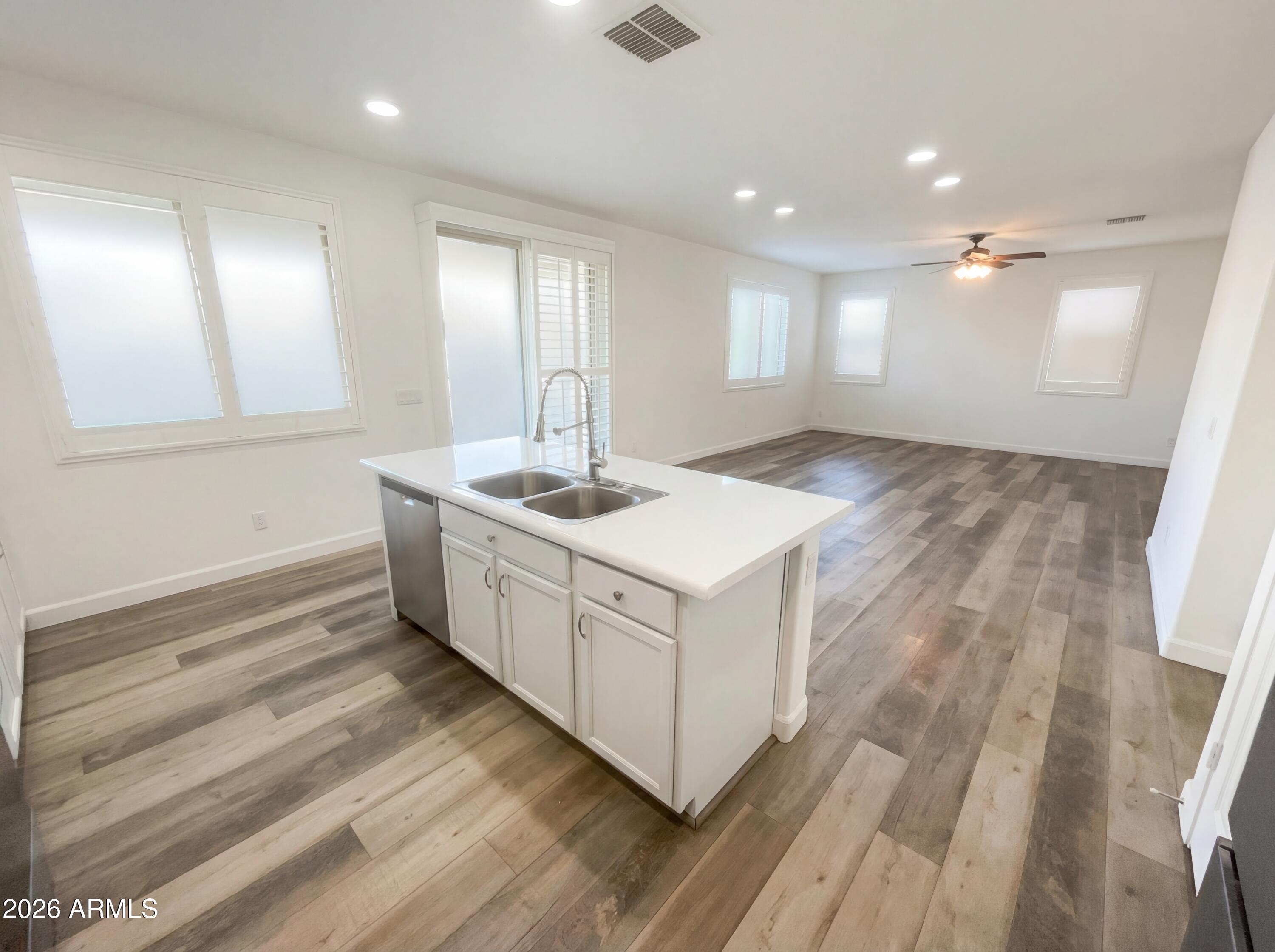 3940 East Blue Spruce Lane Gilbert, AZ 85298 - Photo 18 of 38 listing_17