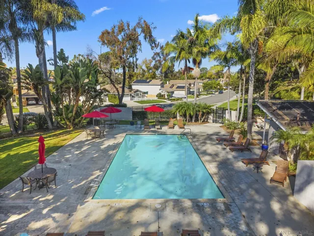 $1,375,000 | 7941 Calle Madrid, Carlsbad, CA 92009