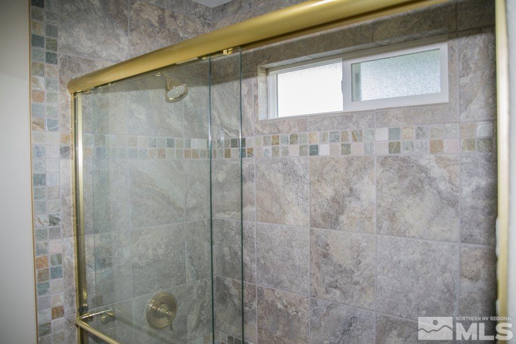 3735 Christopher Circle Reno, NV 89503 - Photo 14 of 19 a bathroom with a shower