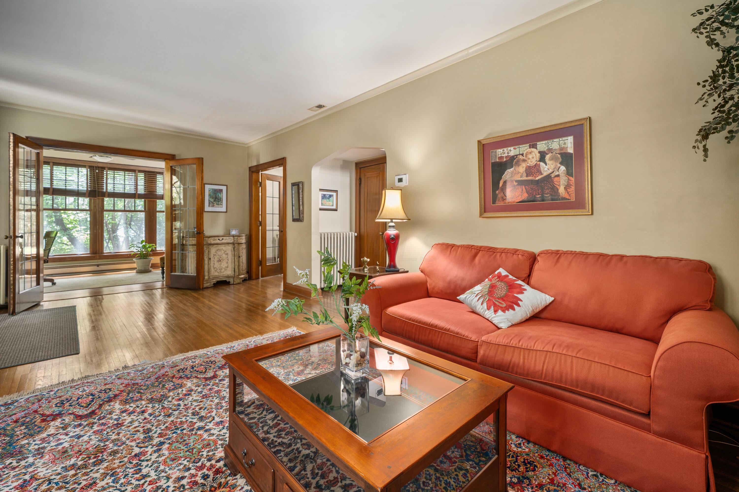 89 North Cassingham Road Bexley, OH 43209 - Photo 9 of 68 DSC01379
