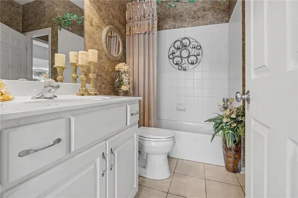 $585,000 | 23518 West 72nd Terrace, Shawnee, KS 66227