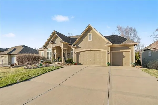 $585,000 | 23518 West 72nd Terrace, Shawnee, KS 66227