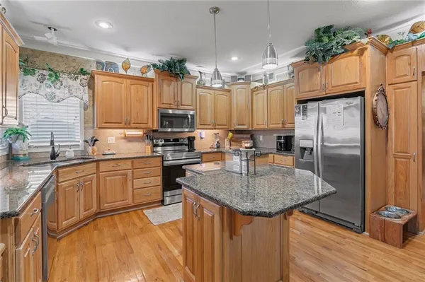 $585,000 | 23518 West 72nd Terrace, Shawnee, KS 66227