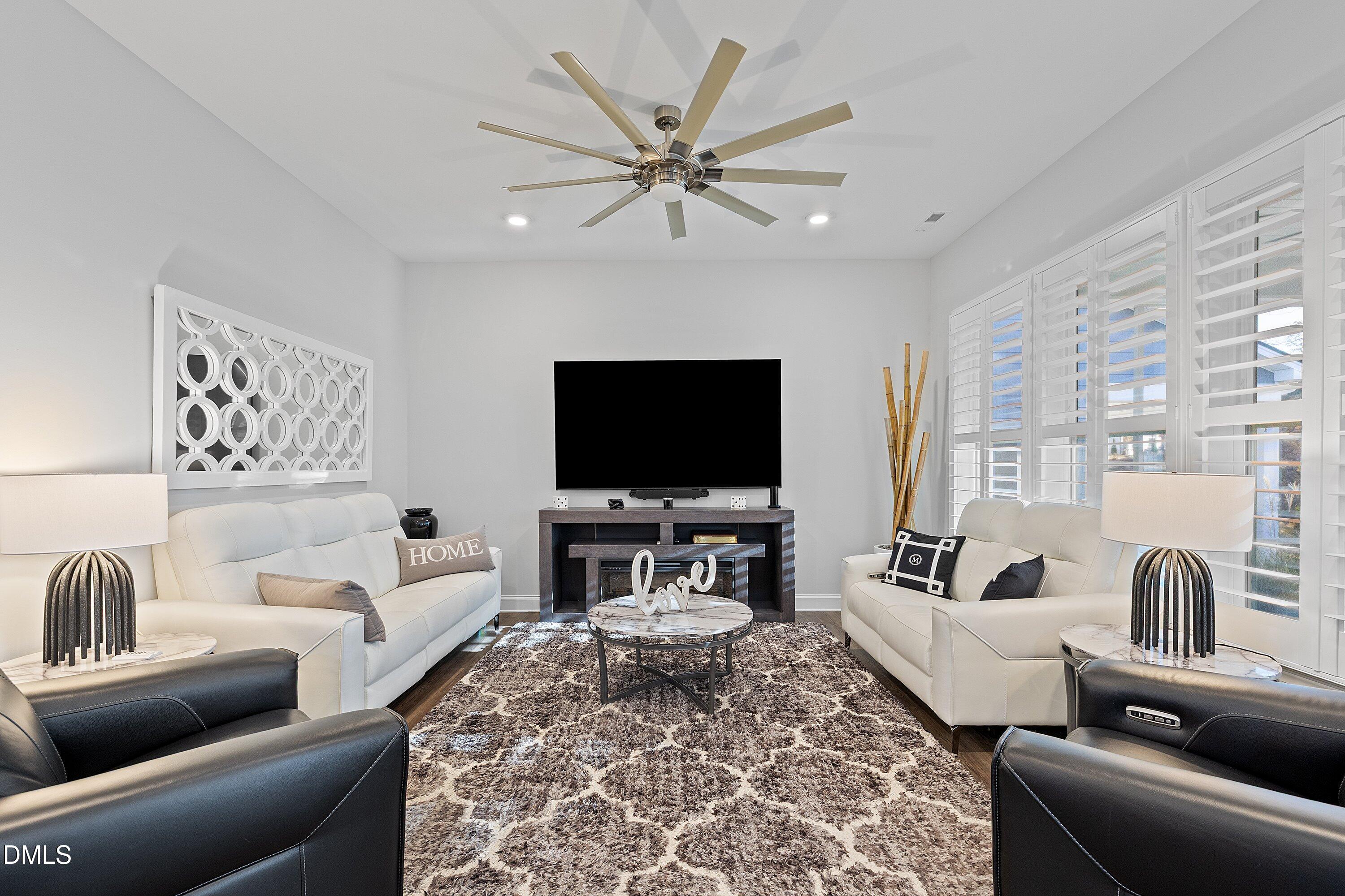 2017 Abbeyhill Drive Raleigh, NC 27610 - Photo 3 of 22 11-2017 Abbeyhill Dr_0169