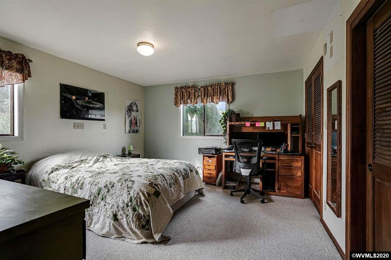 10774 River Road Northeast Gervais, OR 97026 - Photo 21 of 37