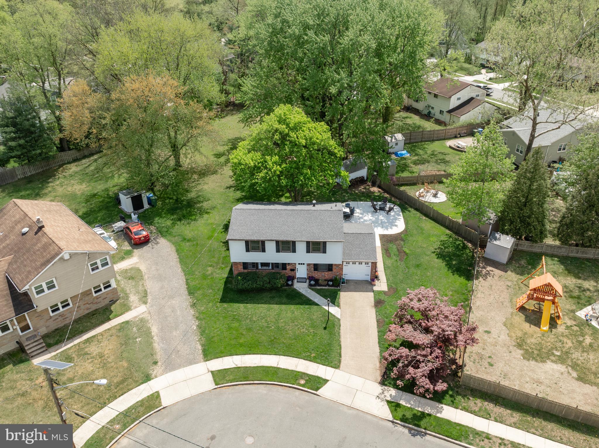 2 Grass Road Cherry Hill, NJ 08034 - Photo 3 of 33