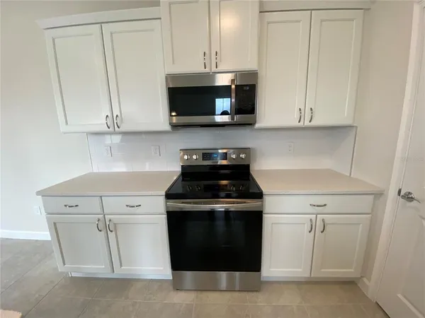 $2,700 | 9005 Via Di Canti Drive, Unit A, Windermere, FL 34786