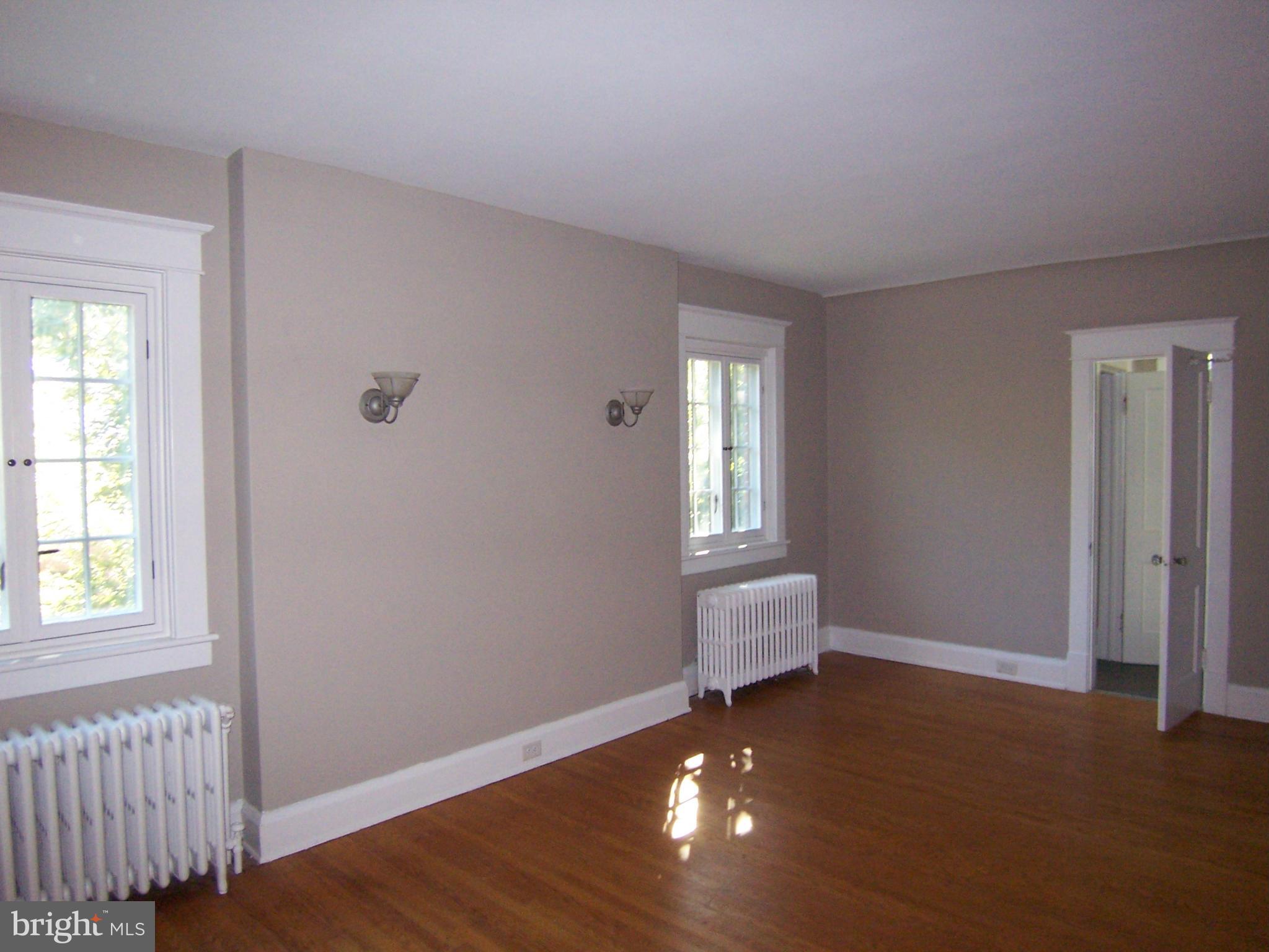 4416 Wickford Road Baltimore, MD 21210 - Photo 13 of 27 Bedroom (Master)