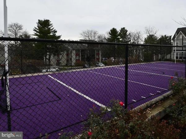 a view of a tennis court