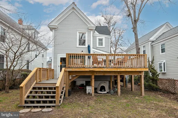 a view of outdoor space yard and patio