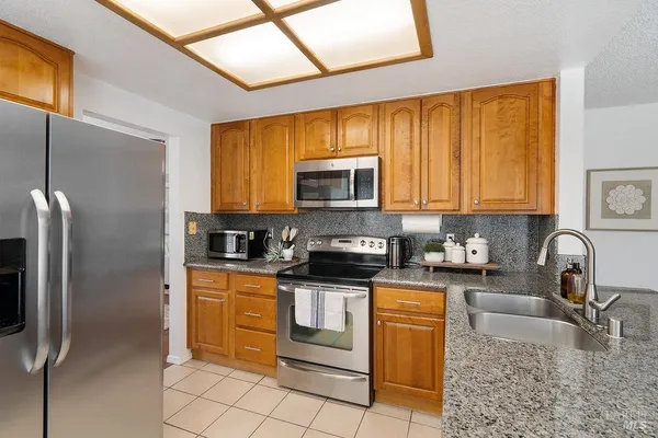 $649,900 | 31 Brighton Drive, Vallejo, CA 94591