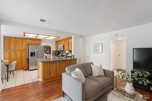 $649,900 | 31 Brighton Drive, Vallejo, CA 94591