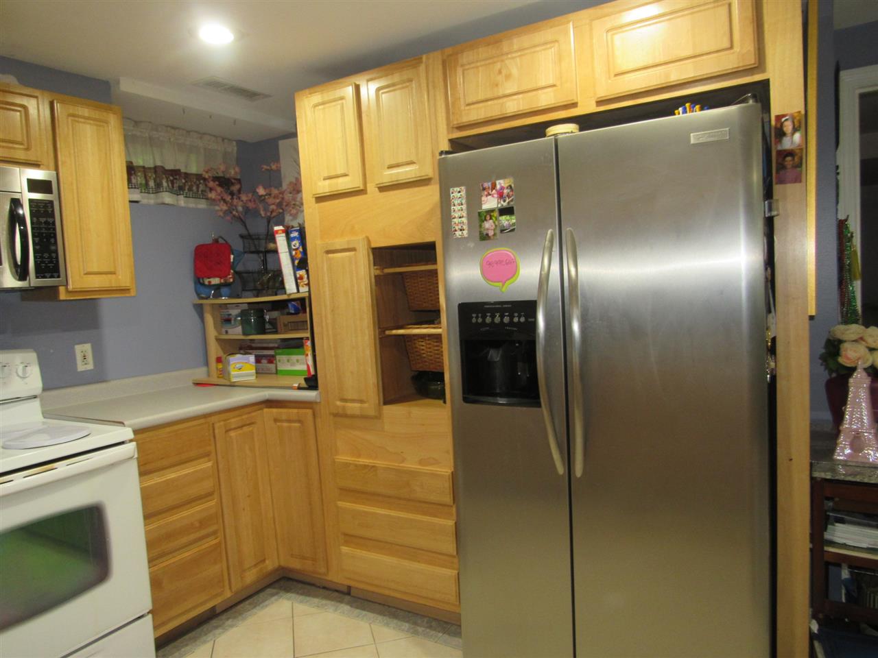 99 Chester Road Derry, NH 03038 - Photo 12 of 30 Gallery Image 12