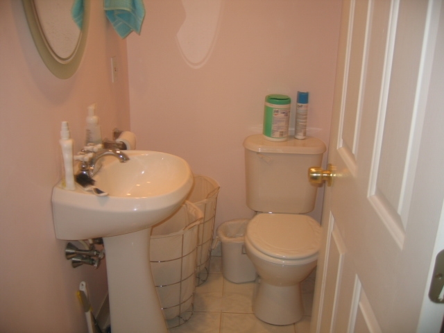99 Chester Road Derry, NH 03038 - Photo 22 of 30 Gallery Image 22