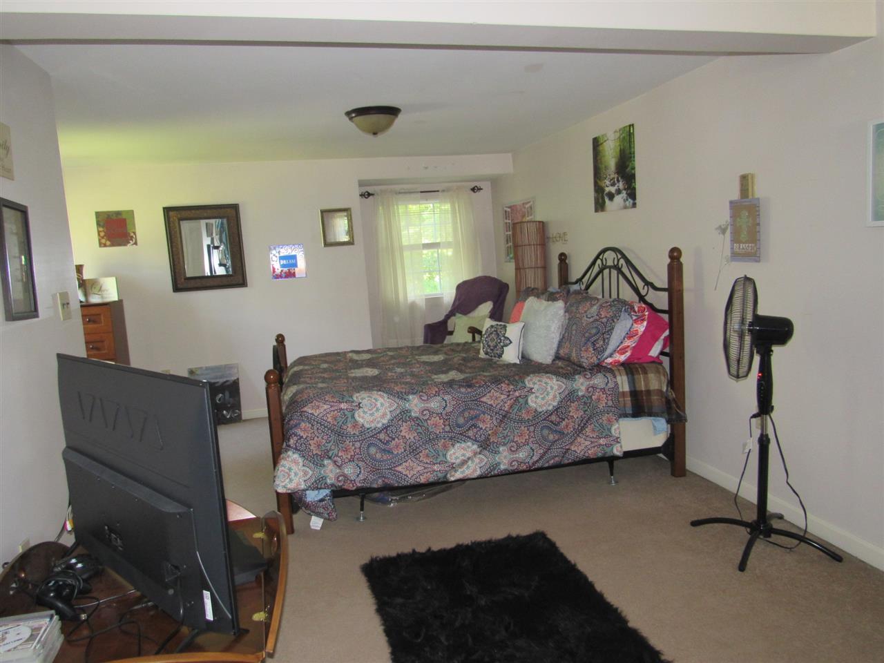99 Chester Road Derry, NH 03038 - Photo 9 of 30 Gallery Image 9