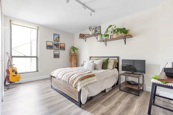 $775,000 | 33 Pond Avenue, Unit 524, Brookline, MA 02445