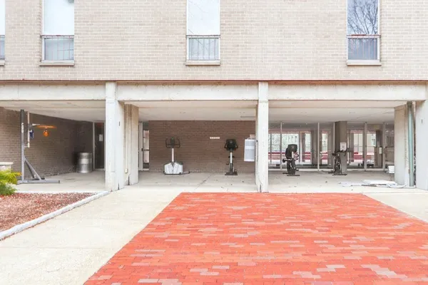 $775,000 | 33 Pond Avenue, Unit 524, Brookline, MA 02445