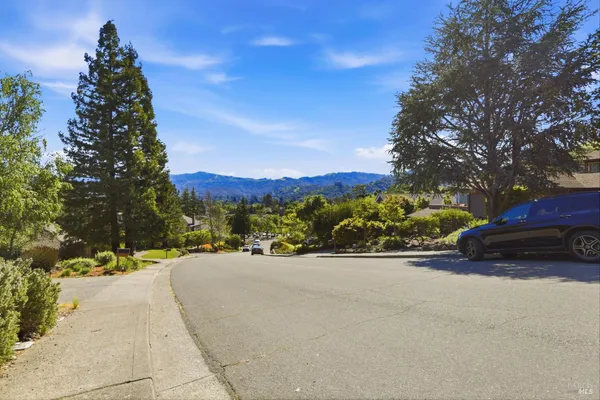 $1,595,000 | 85 San Domingo Way, Novato, CA 94945