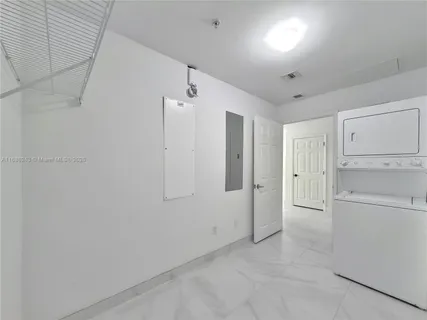 $695,000 | 8390 Southwest 72nd Avenue, Unit 106, Miami, FL 33143