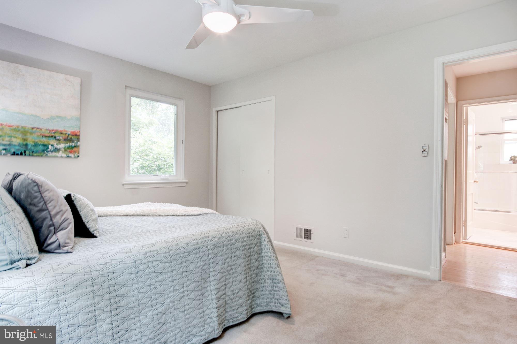 2614 Ross Road Chevy Chase, MD 20815 - Photo 20 of 41