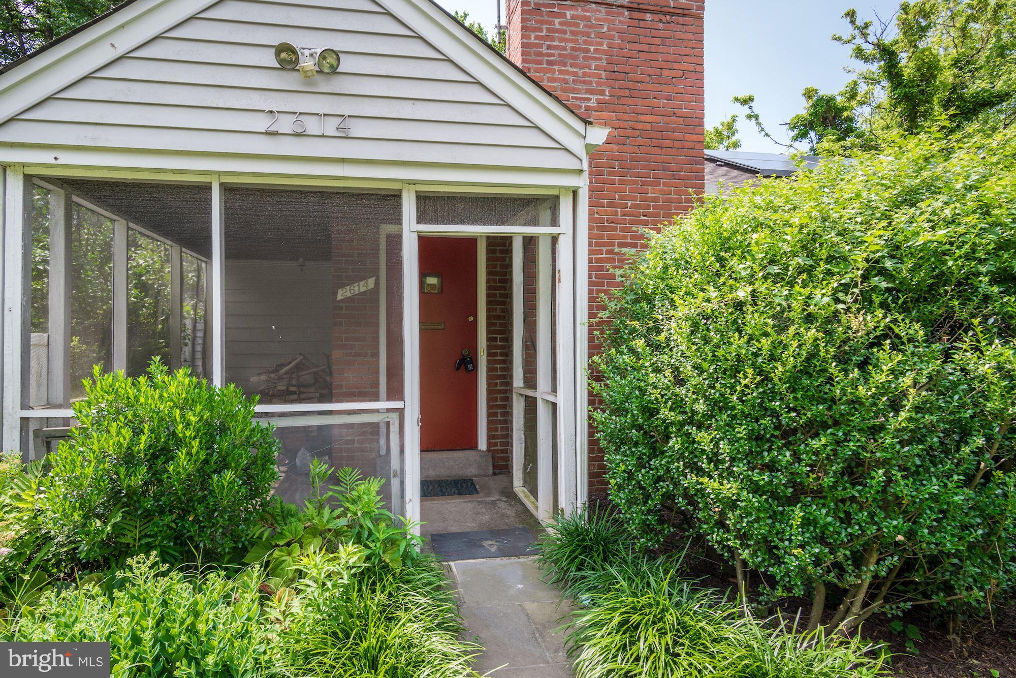 2614 Ross Road Chevy Chase, MD 20815 - Photo 3 of 41