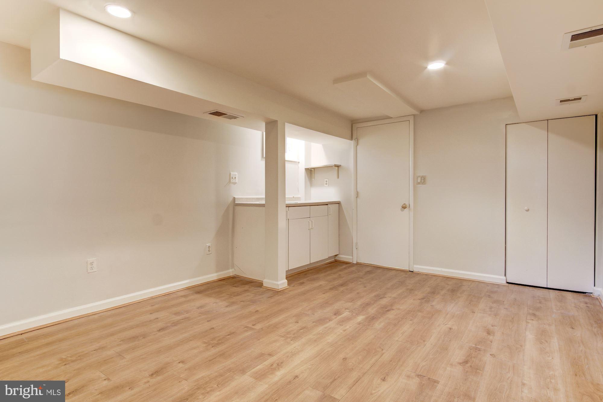 2614 Ross Road Chevy Chase, MD 20815 - Photo 28 of 41