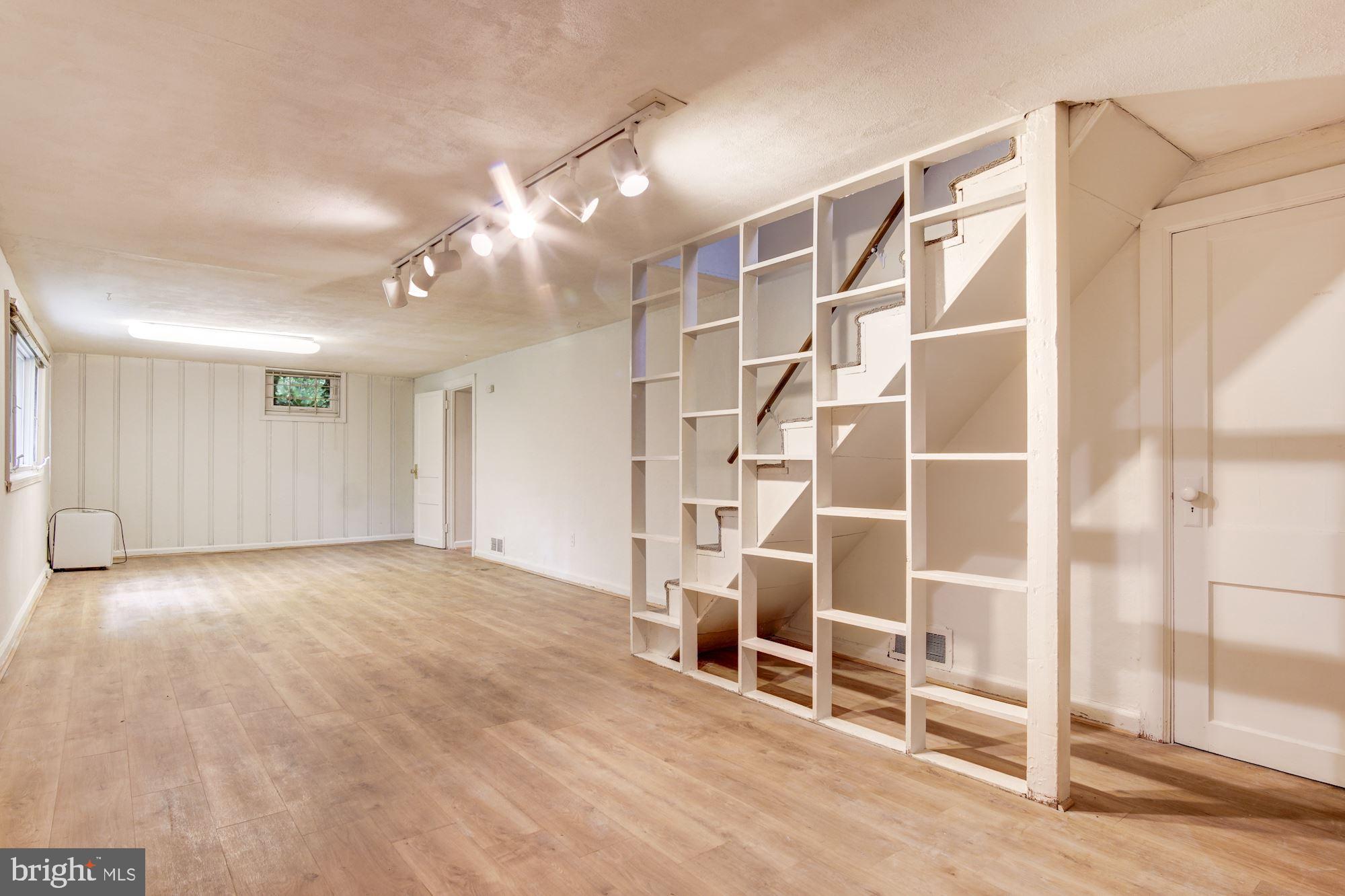 2614 Ross Road Chevy Chase, MD 20815 - Photo 30 of 41