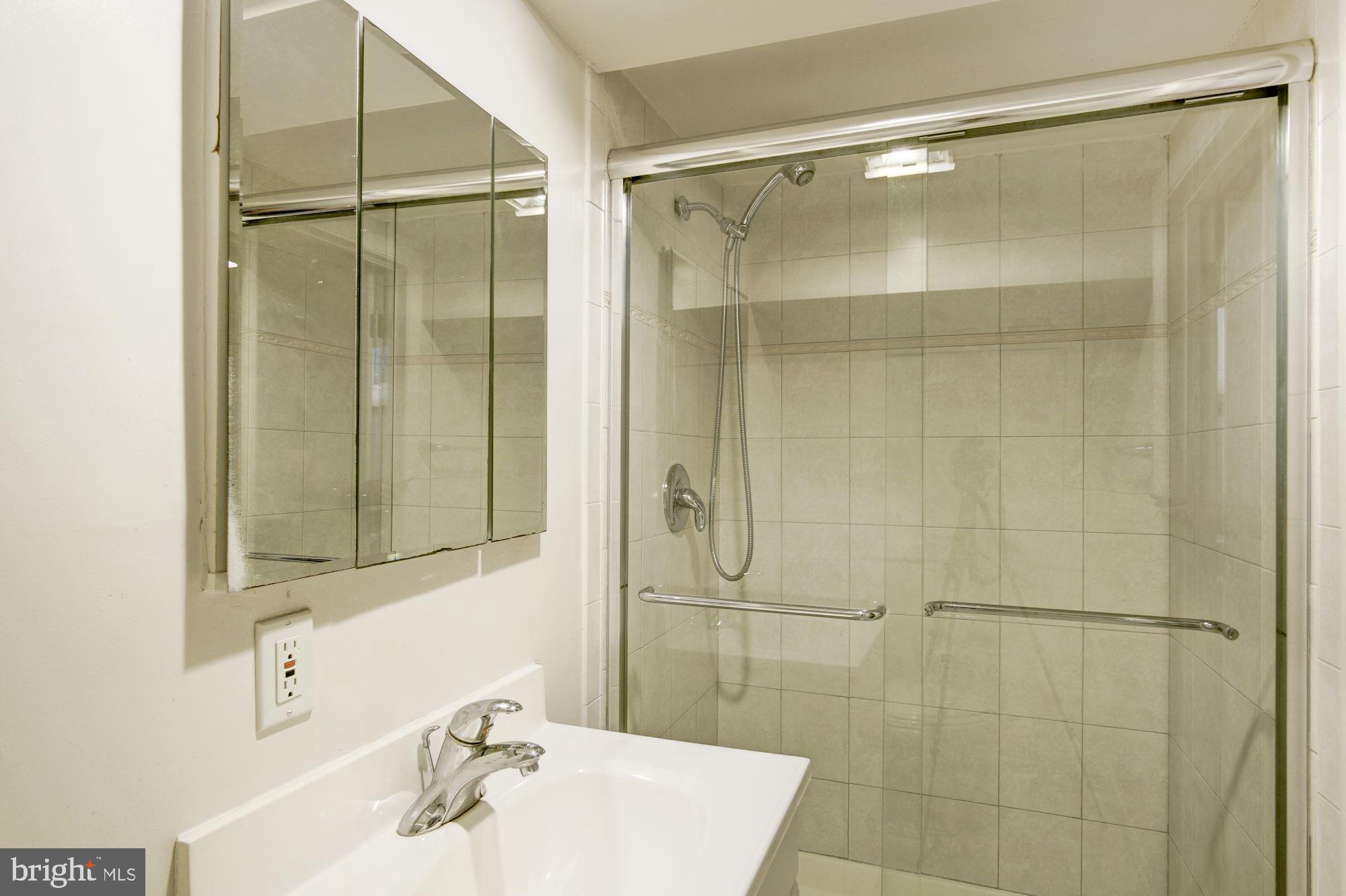 2614 Ross Road Chevy Chase, MD 20815 - Photo 34 of 41