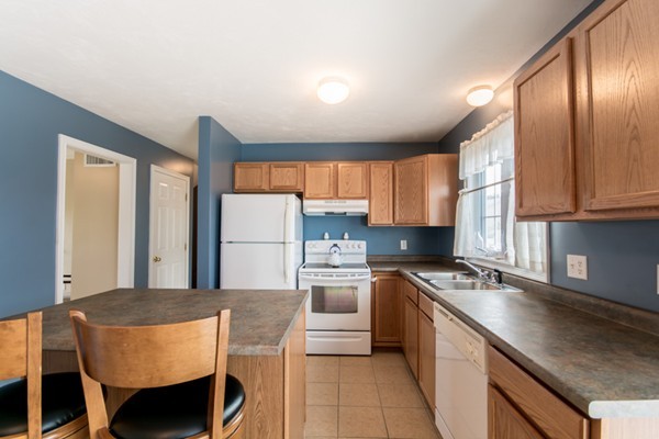 289 Neptune Street, Unit 1 Fall River, MA 02721 - Photo 18 of 30 Gallery Image 18