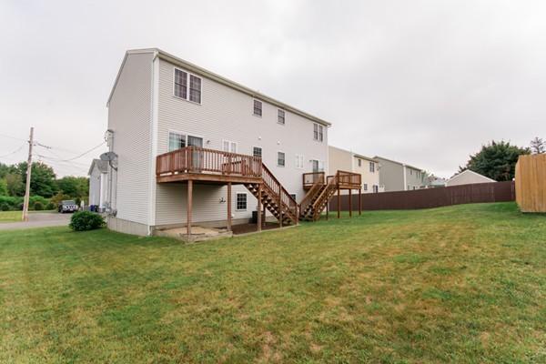 289 Neptune Street, Unit 1 Fall River, MA 02721 - Photo 4 of 30 Gallery Image 4