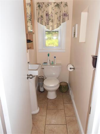 263 Burbank Road Longmeadow, MA 01106 - Photo 11 of 21 Gallery Image 11