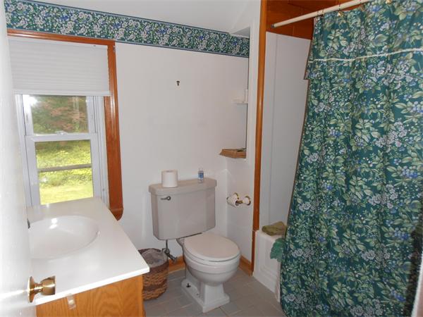 263 Burbank Road Longmeadow, MA 01106 - Photo 17 of 21 Gallery Image 17