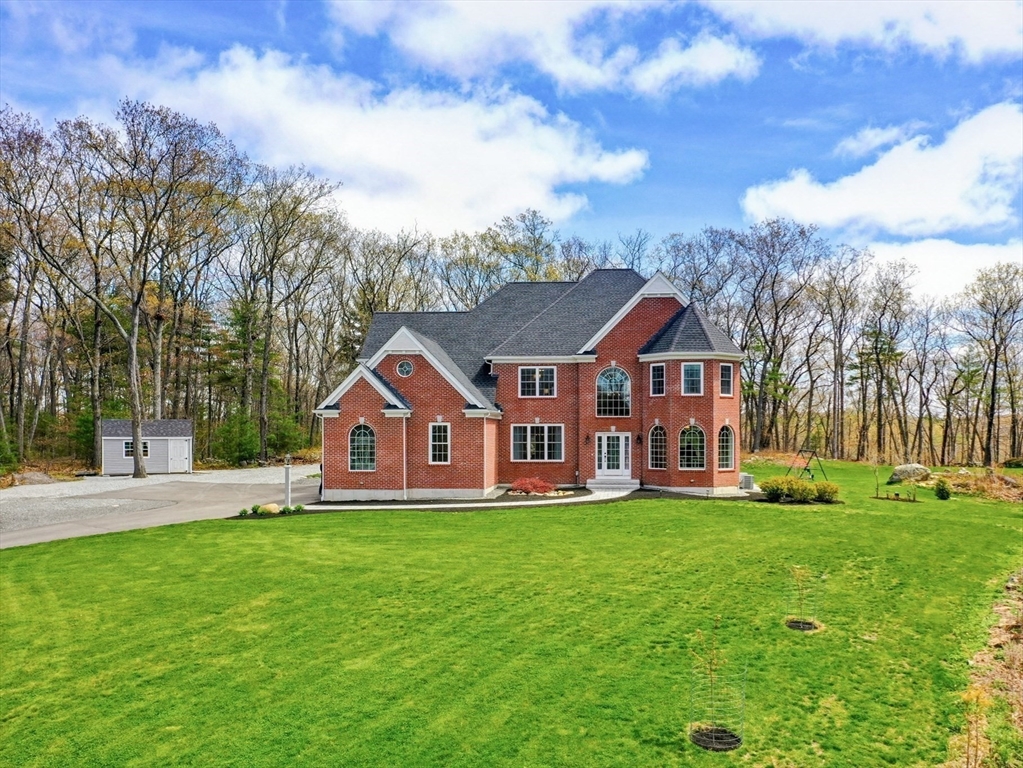 15 Ridge Road Wrentham, MA 02093 - Photo 4 of 42