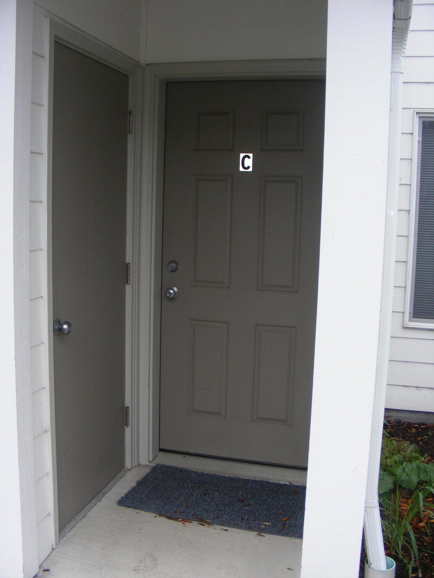 225 Southwest 30th Street Newport, OR 97366 - Photo 17 of 23 covered entry/storage