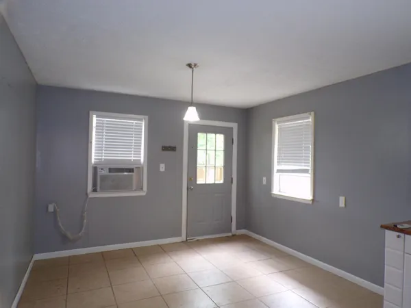 $1,395 | 703 Northington Street, Burnet, TX 78611